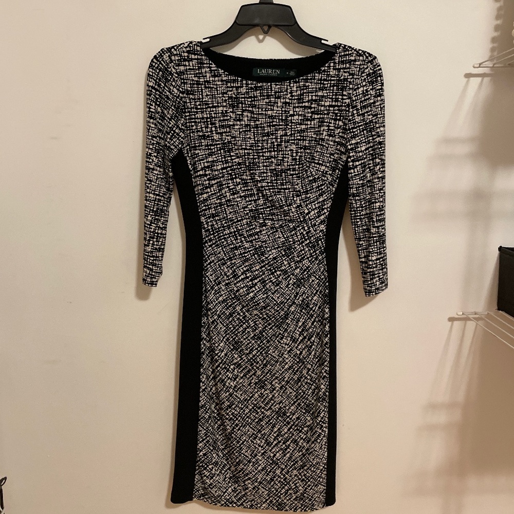 Fitted black and white dress